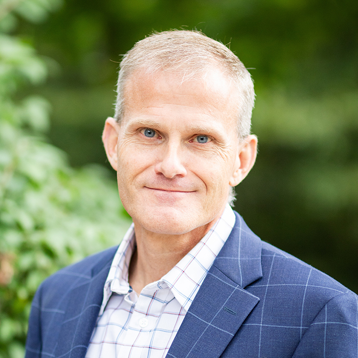 William "Bill" Sanders Named the University of Dubuque